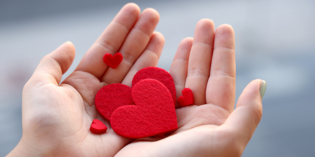 8 Expert Donor Retention Tips For Long-Lasting Support